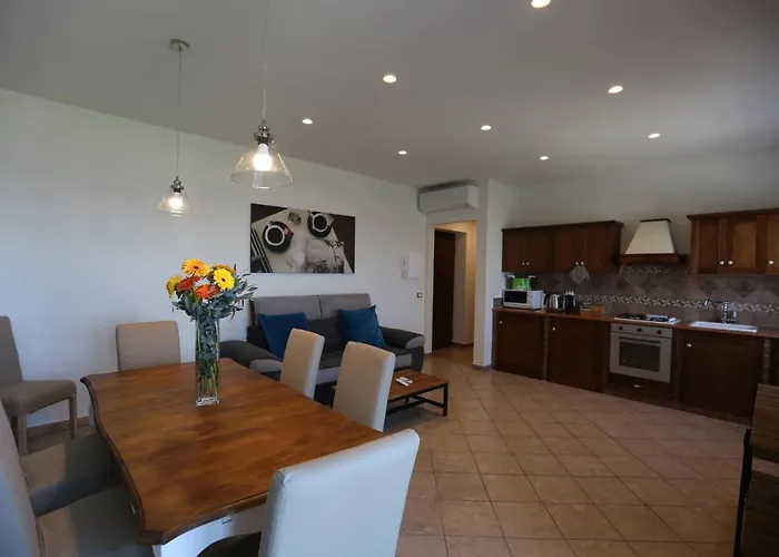 Sea&skyview סורנטו